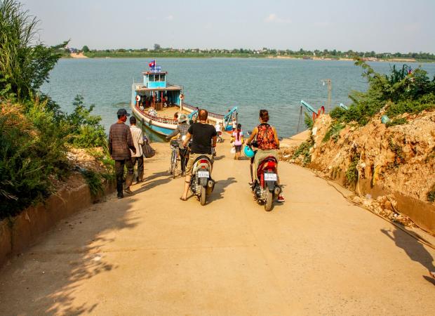 Koh Dach – Mekong Island by Air-con vehicle Half Day